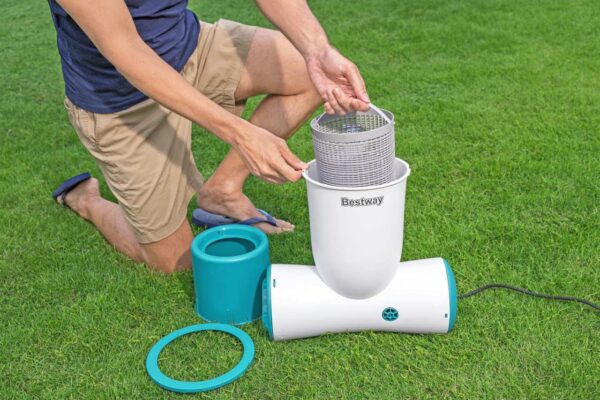 Bazen pumpa s filterom i skimerom Skimatic FlowClear 3974l/h BESTWAY + Zamjenjivi filter