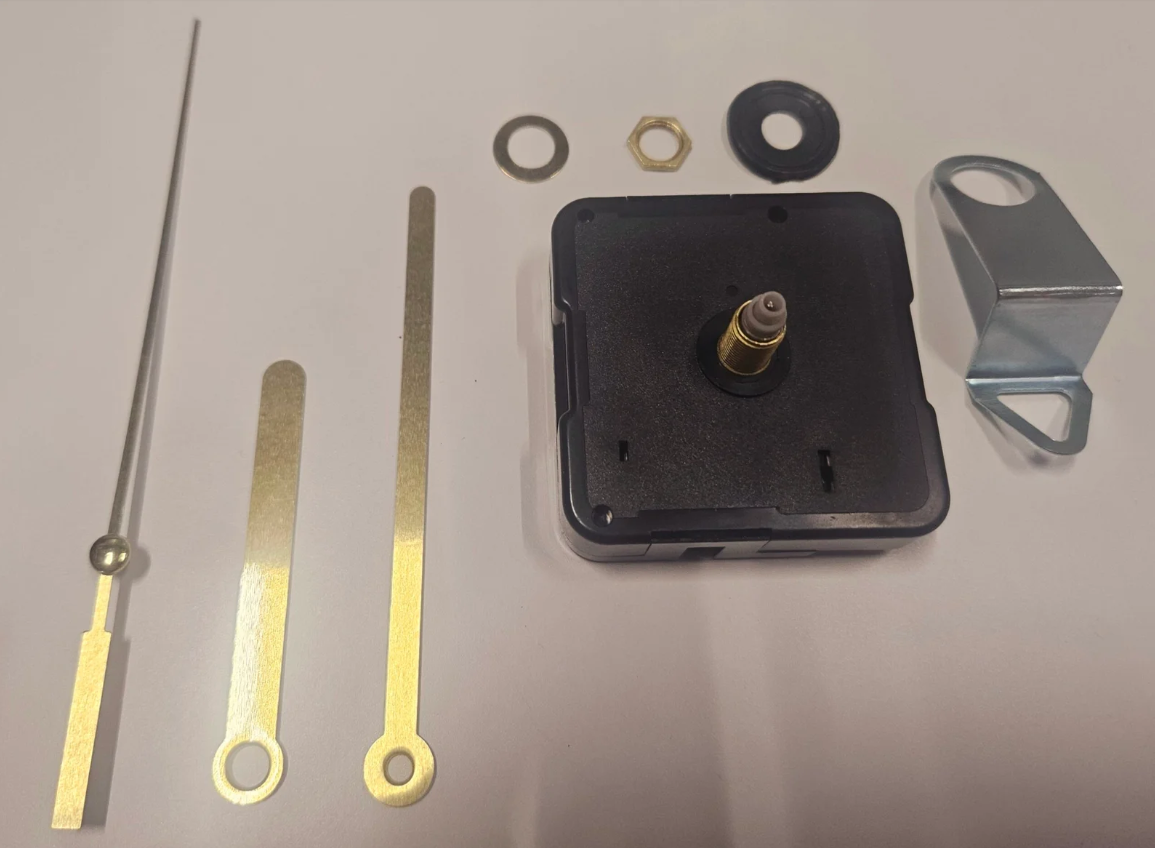 Mehanizam za sat nečujni 8mm - zlatne kazaljke S3 1 Mehanizam za sat nečujni 8mm - zlatne kazaljke S3