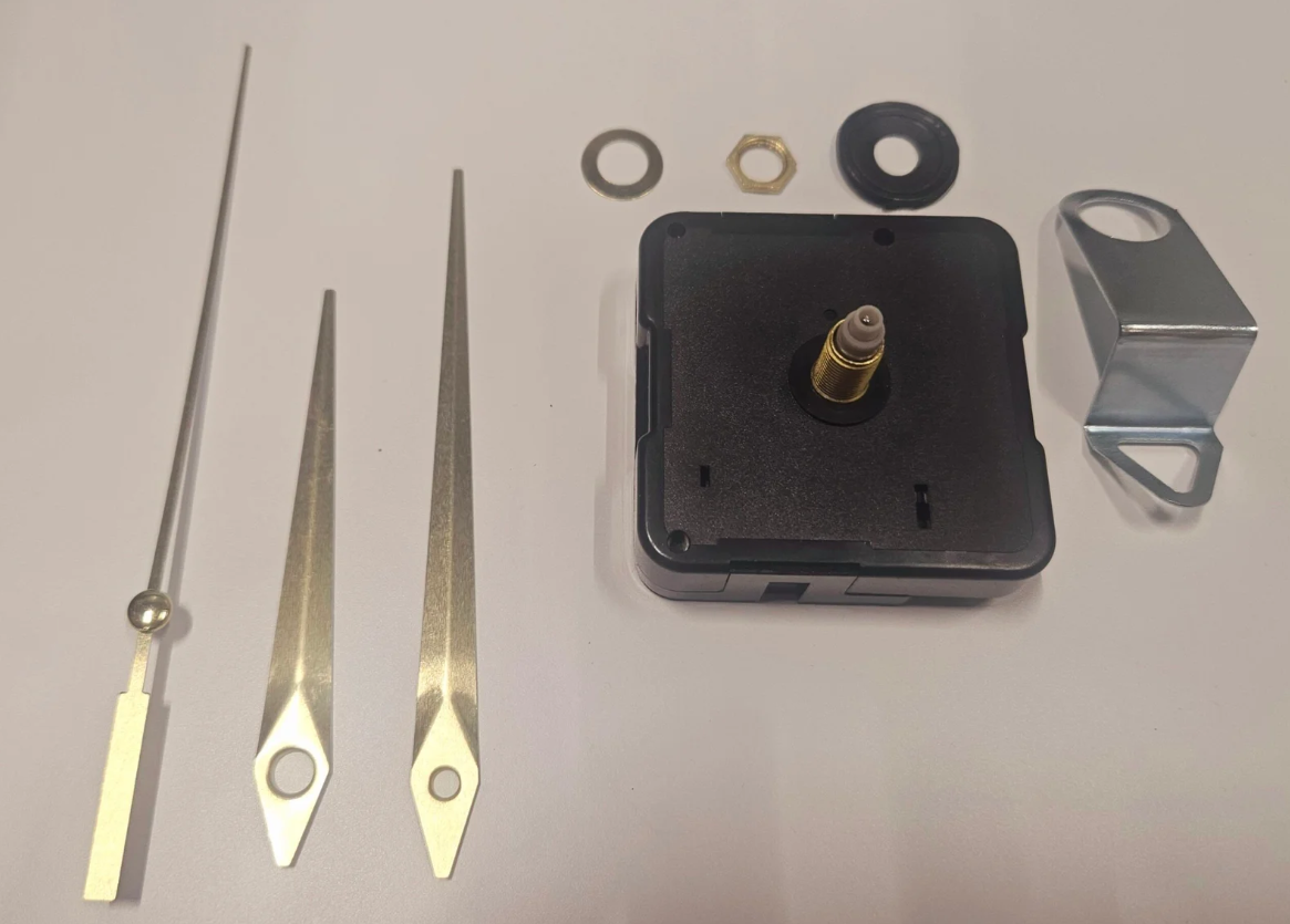 Mehanizam za sat nečujni 8mm - zlatne kazaljke S4 1 Mehanizam za sat nečujni 8mm - zlatne kazaljke S4