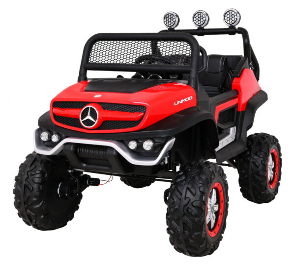 Vozilo Mercedes BENZ UNIMOG Crvene boje
