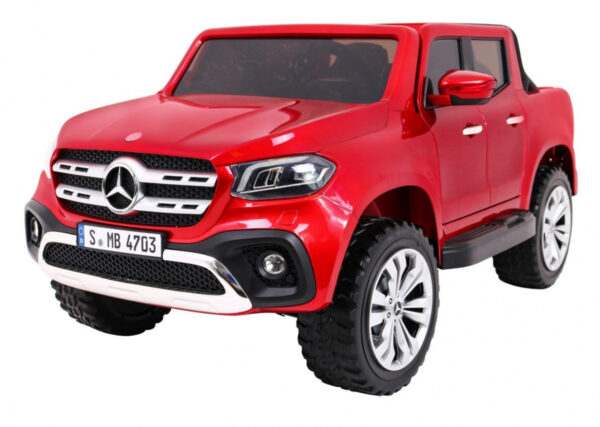 Naslovnica 44 Mercedes Benz X-klase MP4 crvena boja
