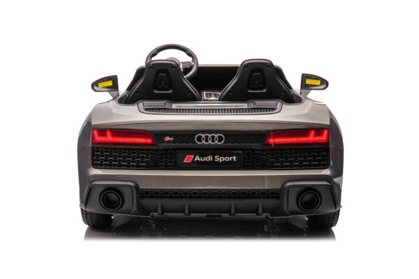 Audi Spyder R8 LIFT vozilo sivo