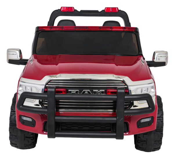 Vatrogasno vozilo RAM 3500, crveno