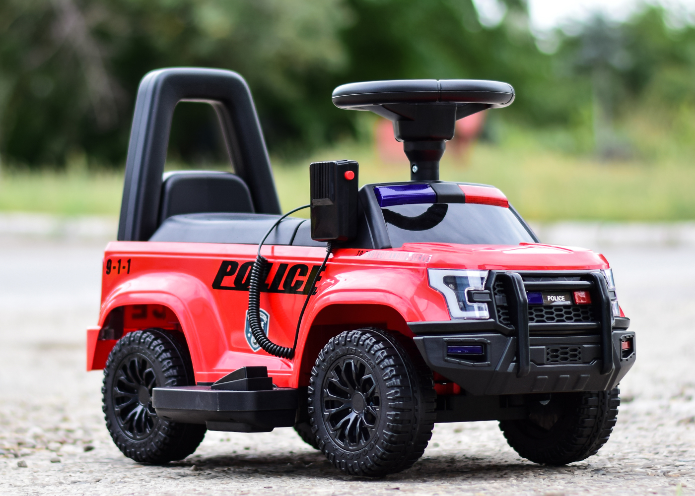 Dječji policijski automobil, 30W 6V, s megafonom i glazbenim playerom, crveni 3 Dječji policijski automobil, 30W 6V, s megafonom i glazbenim playerom, crveni - Slika 3
