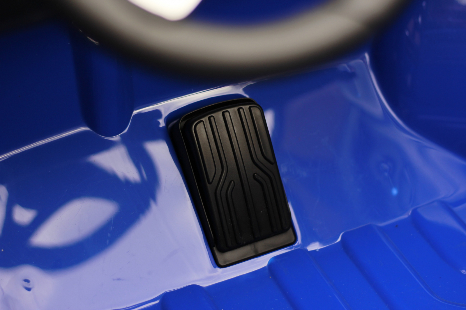 4x4 Mercedes X-klasa električni Ride On, 4X4, 180W, premium, plava boja 5 4x4 Mercedes X-klasa električni Ride On, 4X4, 180W, premium, plava boja - Slika 5